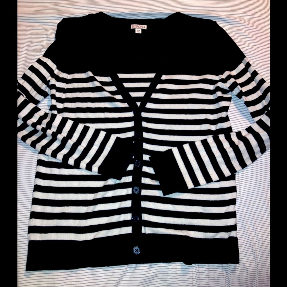 Merona black & white cardigan size large
